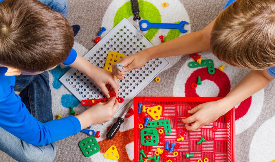 Nevarne igrače prodajali tudi Slovencem: Otroci bi se lahko zadušili