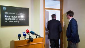 Zdravko Počivalšek, minister za gospodarski razvoj in tehnologijo,