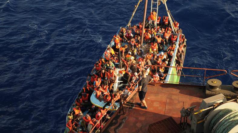 Ladja Splošne plovbe rešila emigrante