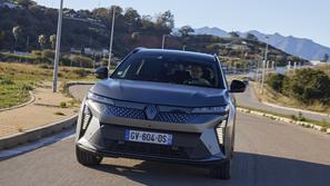 Renault scenic E-tech