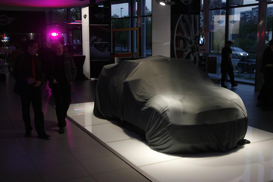 Otvoritev MINI salona v Ljubljani. | Avtor: Žurnal24 main