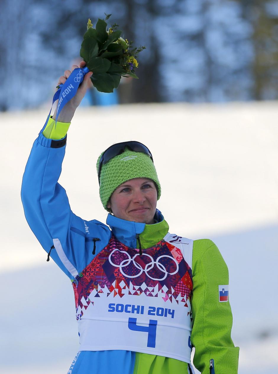 sport 11.02.14. Vesna Fabjan, Slovenia's Vesna Fabjan celebrates her third place | Avtor: sport 11.02.14. Vesna Fabjan, Slovenia's Vesna Fabjan celebrates her third place