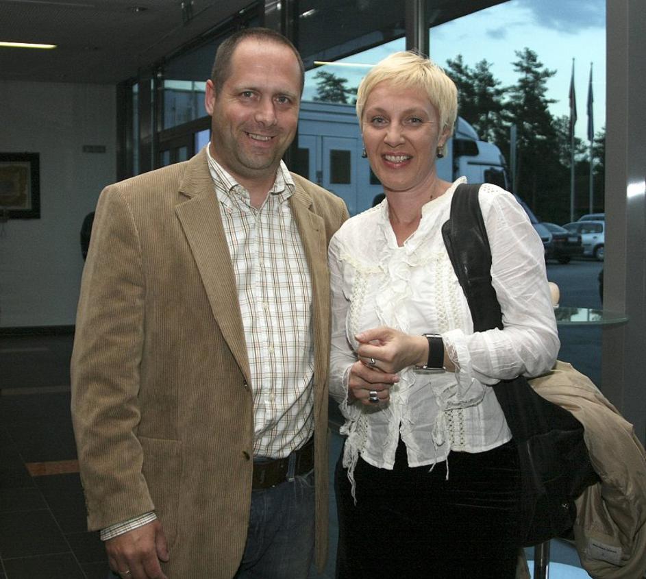 Robert Bogataj, Meta Ornik