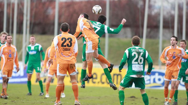 Magdič ni izpolnil pričakovanj igralcev Nafte in je zato odstopil. (Foto: Boštja