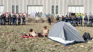 policija Modena techno