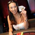 Evelyn Ng (Foto: hottest-poker-babes.blogspot.com)
