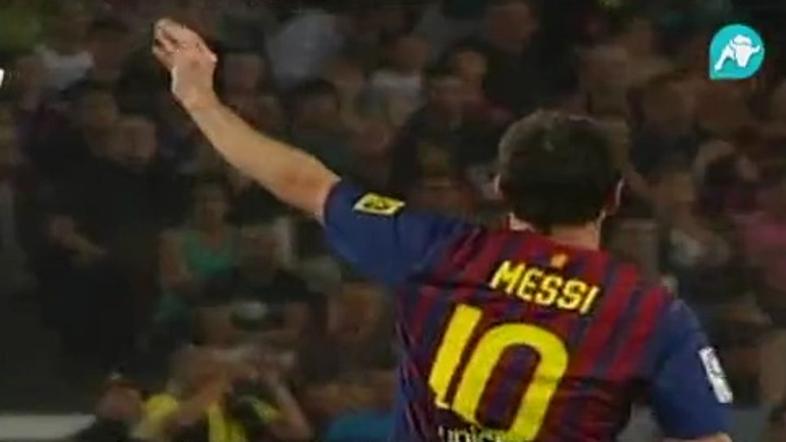 Lionel Messi gestikulira