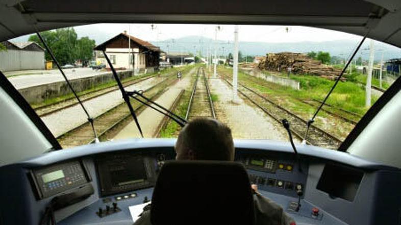Poslovni načrt predvideva, da bo letos v potniškem prometu predvidoma prepeljani