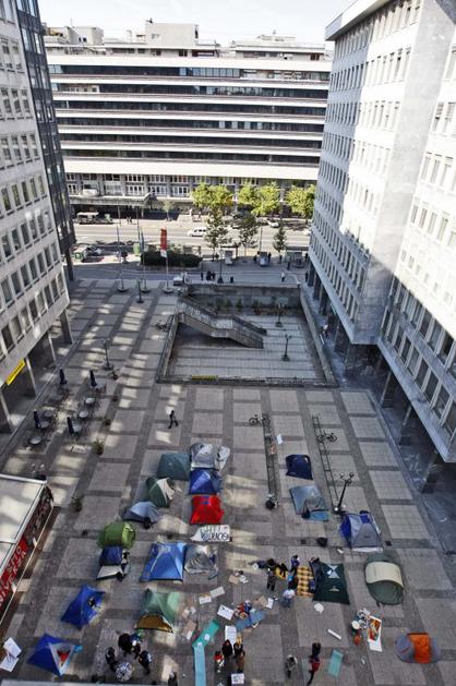 Protesti pred Ljubljansko borzo.