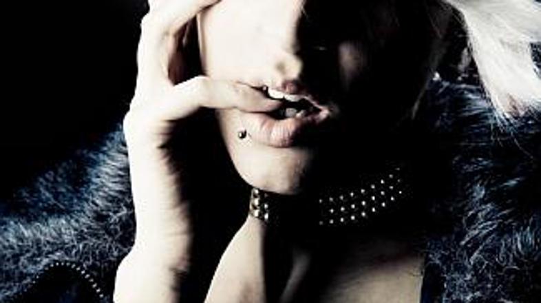 Ko so temperature pod ničlo, piercinge raje snemite!