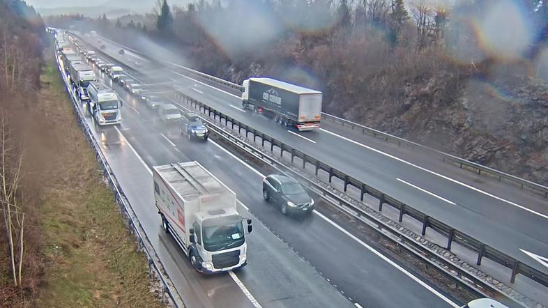 Prometna nesreča na primorski avtocesti