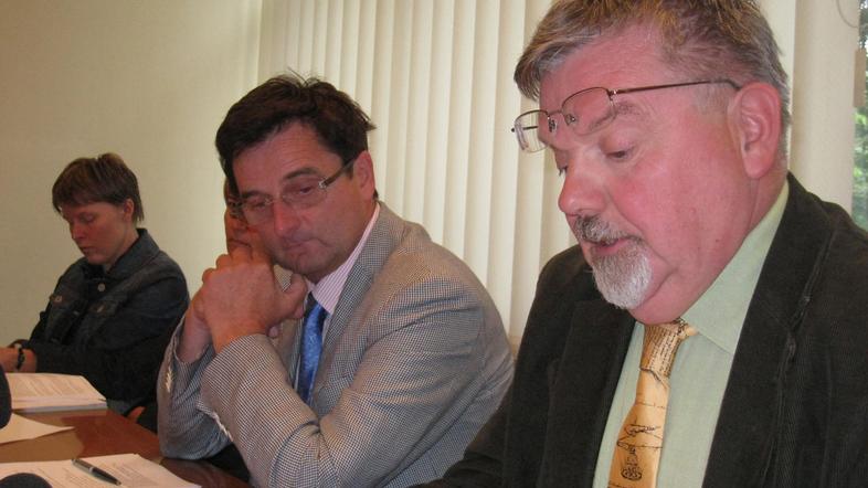 Blejski župan Janez Fajfar (desno) in Boris Malej, direktor blejske občinske upr