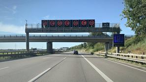 Dodatni tretji vozni pas avtocesta