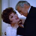 John Forsythe in Joan Collins (Foto: youtube.com)