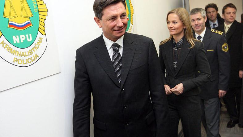 Premier Borut Pahor, ministrica za notranje zadeve Katarina Kresal in direktor p