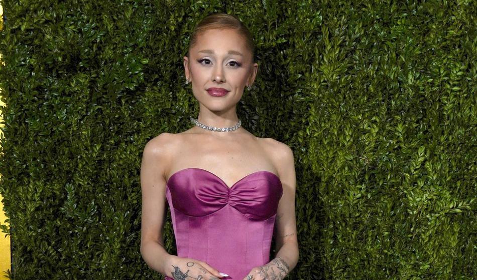 Ariana Grande se na vrhuncu slave umika iz javnega življenja