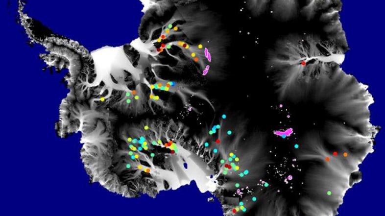 Znanstvenikom je uspelo določiti 108 jezer in 16 verjetnih jezer: rdeče in oranž