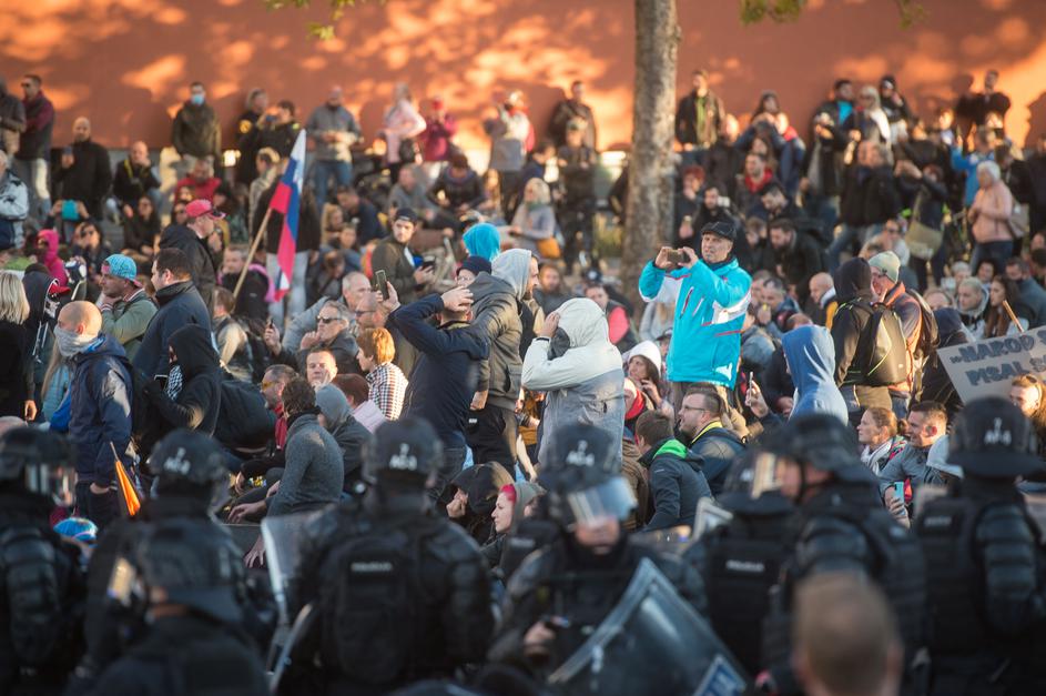 Sredin protivladni protest