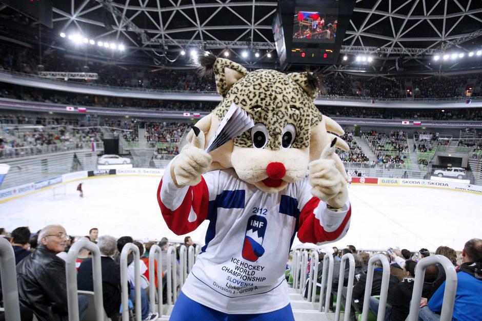svetovno prvenstvo maskota stožice slovenija japonska hokejska reprezentanca hok | Avtor: Saša Despot