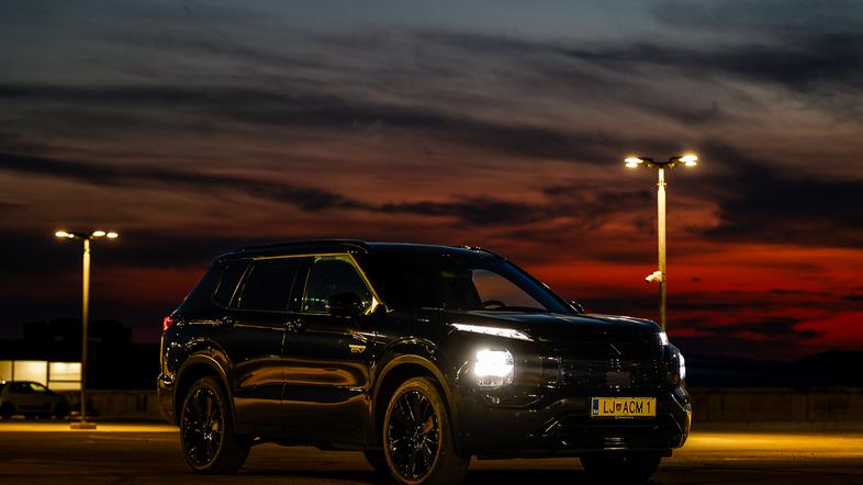 Mitsubishi Outlander PHEV Black Edition