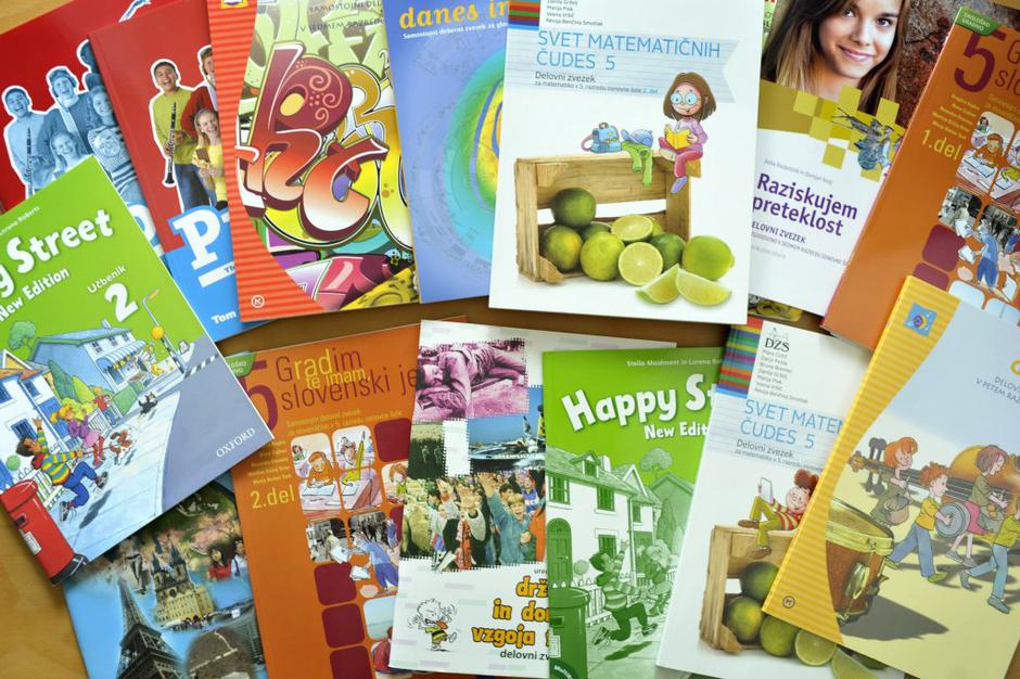 Učbeniki in šolske potrebščine | Avtor: Anže Petkovšek