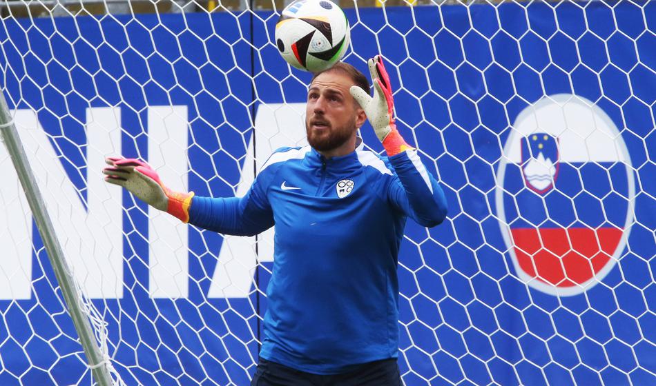 Oblakova prihod tudi sporočilo javnost in ekipi