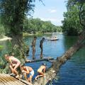 V Sloveniji lahko brez strahu skačete v vodo. (Foto: Goran Roče)