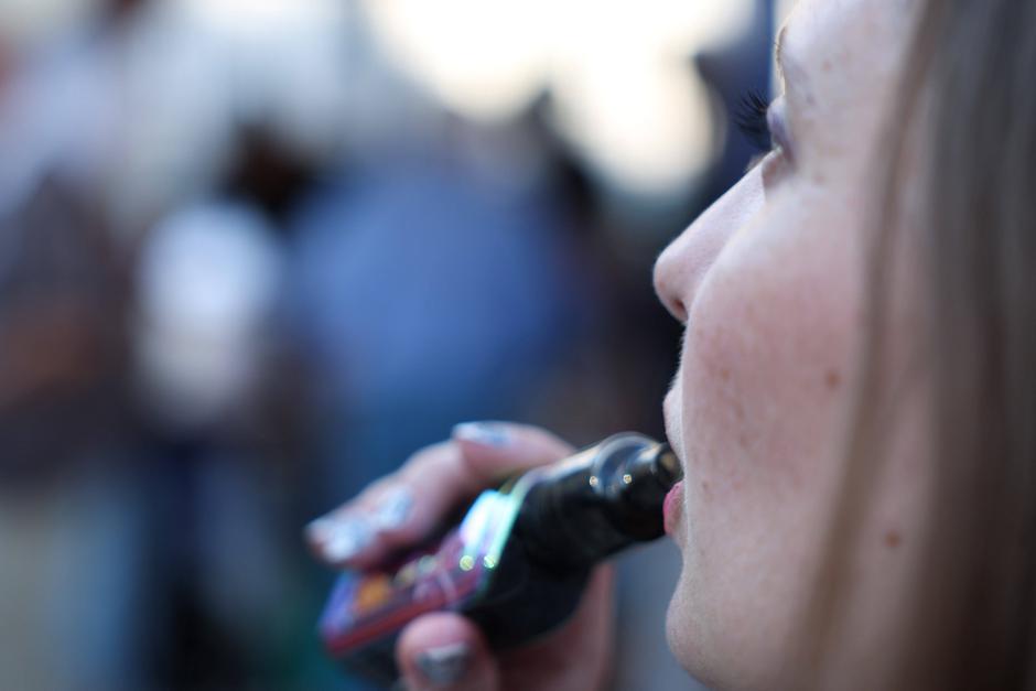 Elektronska cigareta, kajenje | Avtor: Profimedia