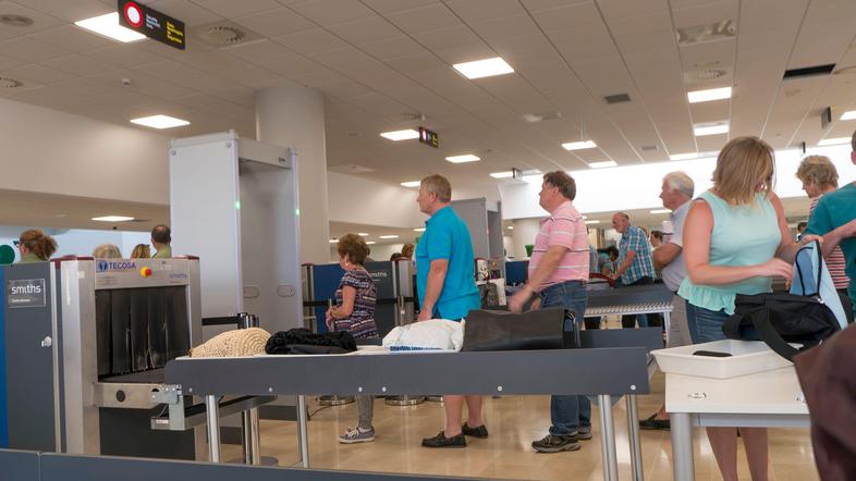 Pregled na letališču