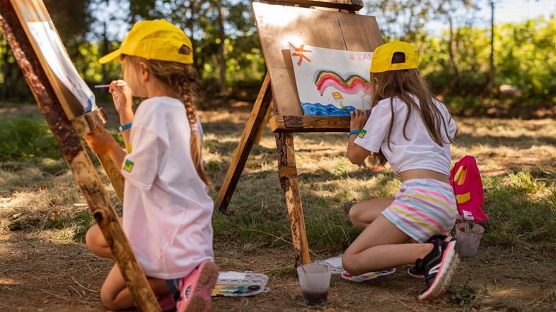 Tuš pričarajmo nasmeh