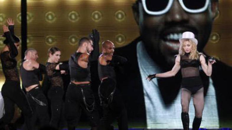 Madonna je po beograjskem koncertu takoj odbrzela na letališče.