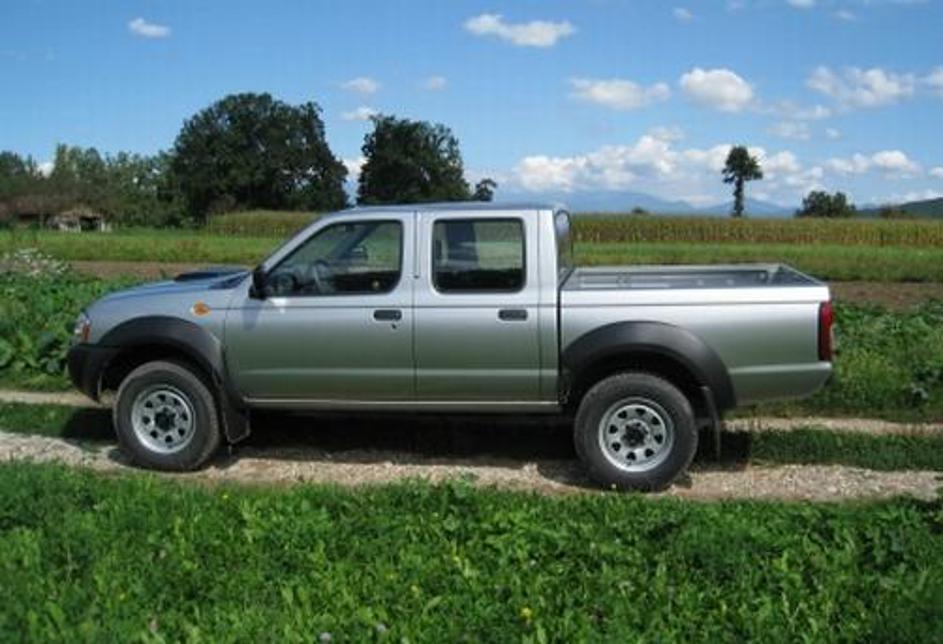 Nissan NP300 bolj kot na zunanji videz stavi na zmogljivosti.