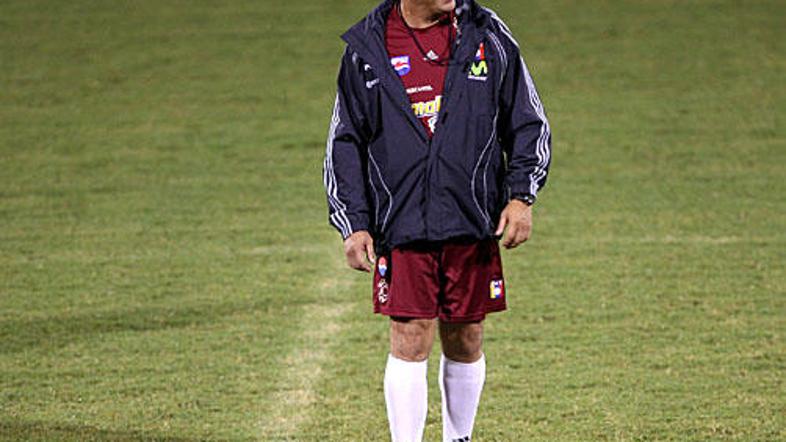 Richard Paez je odstopil.