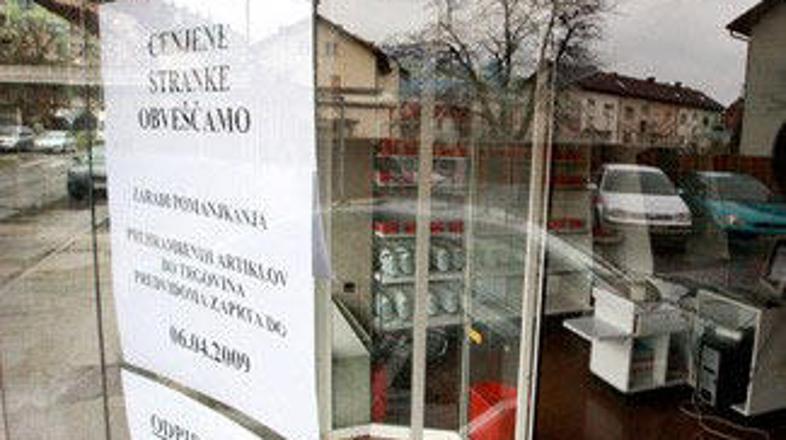 Juraković pravi, da bodo trgovino odprli, če bodo v vmesnem času dobili artikle,