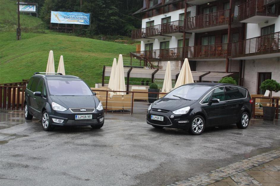 Ford S-max in galaxy