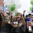 Prvi maj, praznik dela, Rusi so z bučnim protestom obeležili mednarodni dan dela