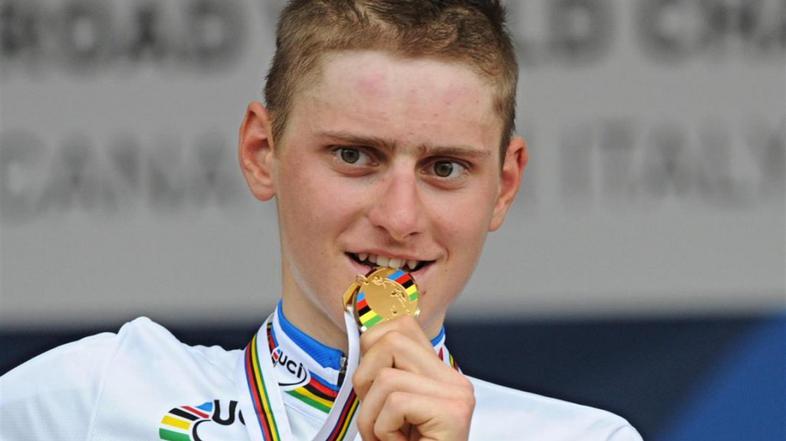 Mohorič SP v kolesarstvu kolesarstvo cestna dirka stopničke zlato zlata kolajna