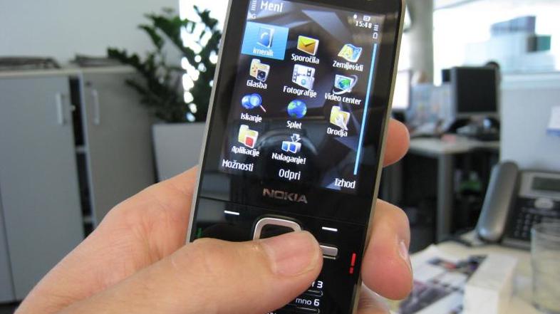 Finci z mobilnikom niso eksperimentirali in oznaka N pred modelom aparata sporoč