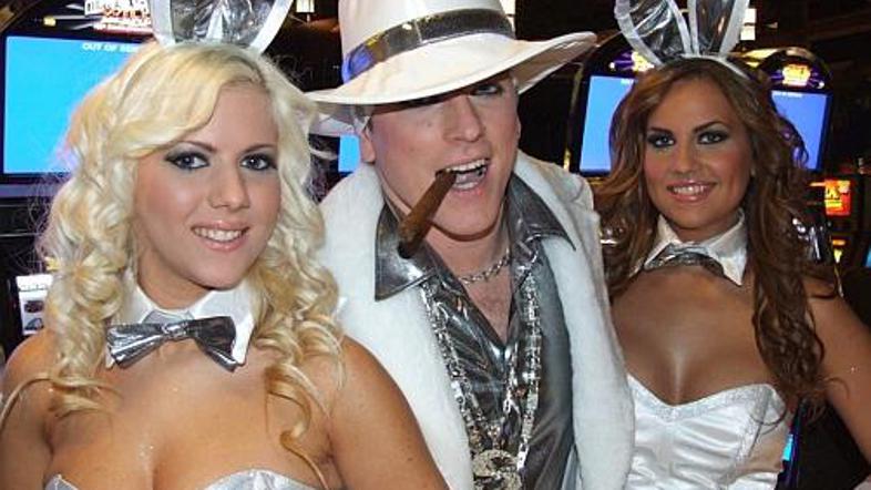 Se zajčic Stefa Steffnerja ne bi sramoval niti Hugh Hefner?