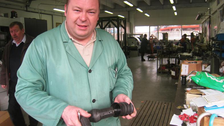 “Gospodarske razmere se nekoliko izboljšujejo, predvsem v smislu, da je posel zd