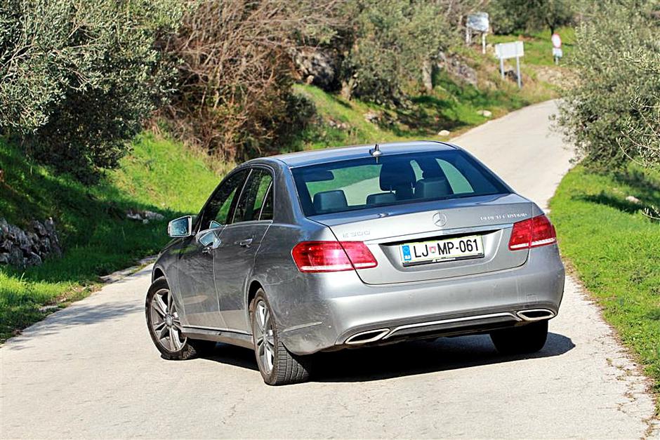 Mercedes-benz E-hybrid | Avtor: Andrej Leban