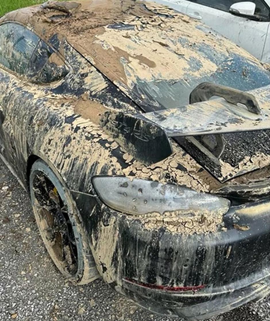 poplavljeni šporsche cayman GT4 RS | Avtor: RS Dynamics