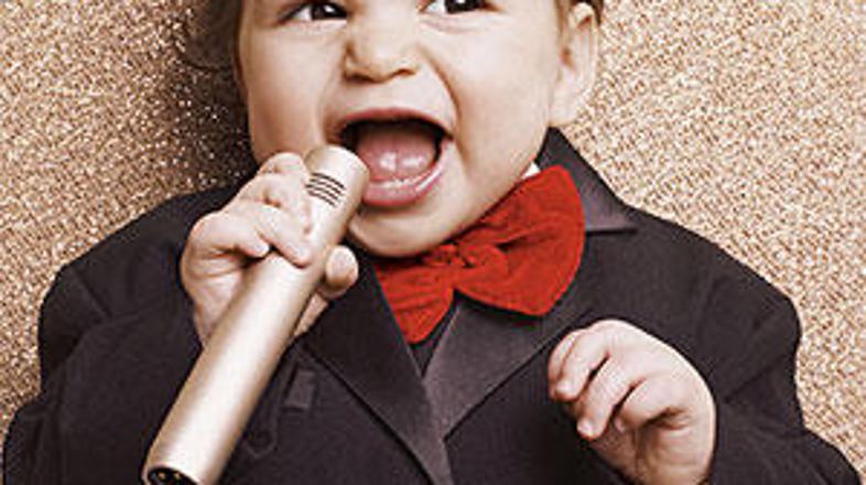 Mislite, da se boš vaš malček razvil v komika?