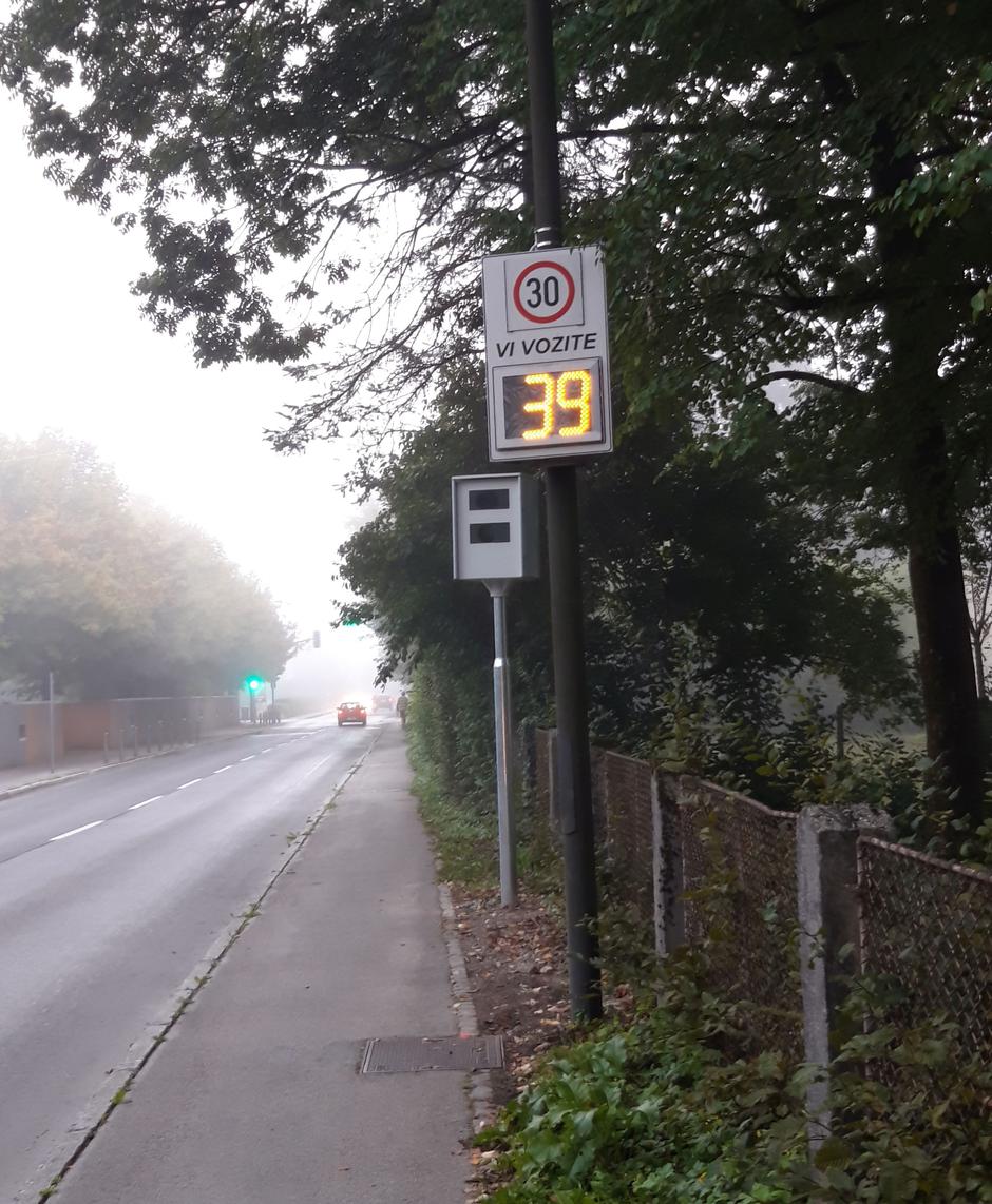 Merilnik hitrosti radar | Avtor: Bralec