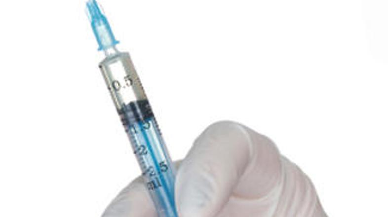 Posamezno cepljenje trenutno stane okoli 350 evrov.