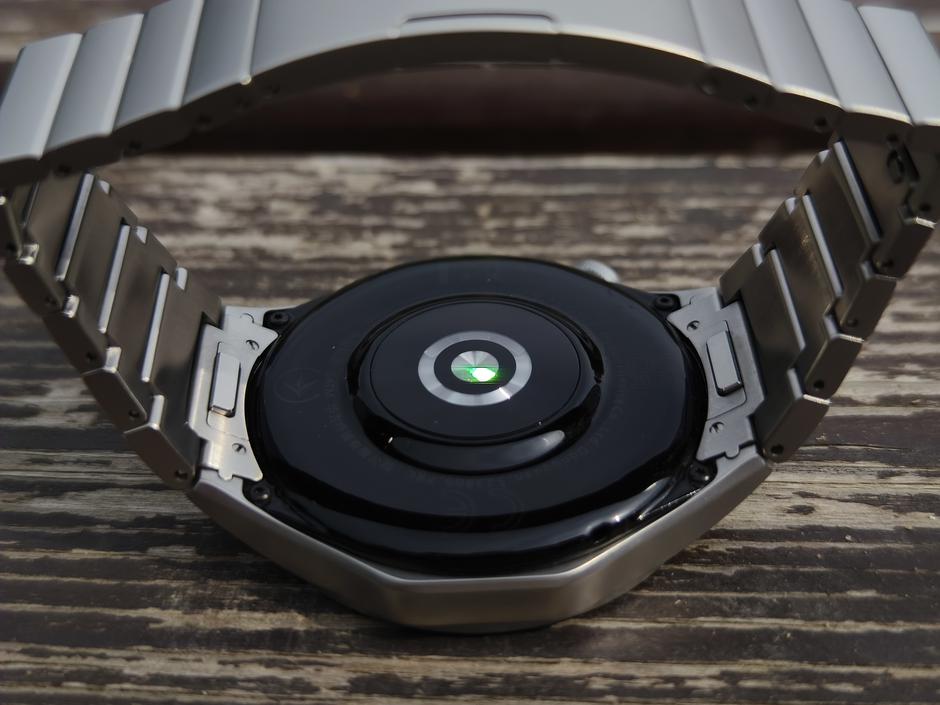 Huawei Watch GT 4 | Avtor: D. J.