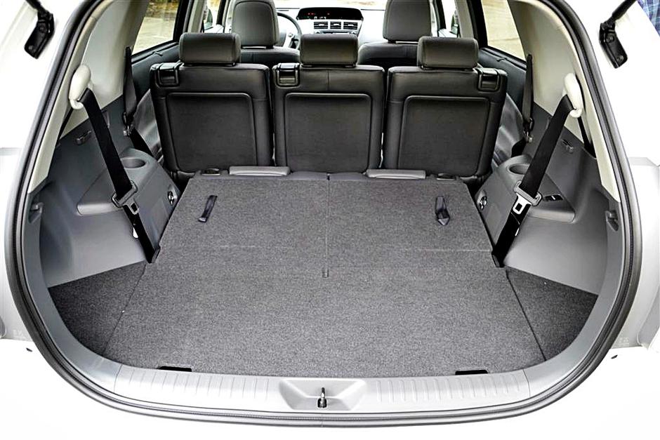 Prius+ | Avtor: Gregor Prebil