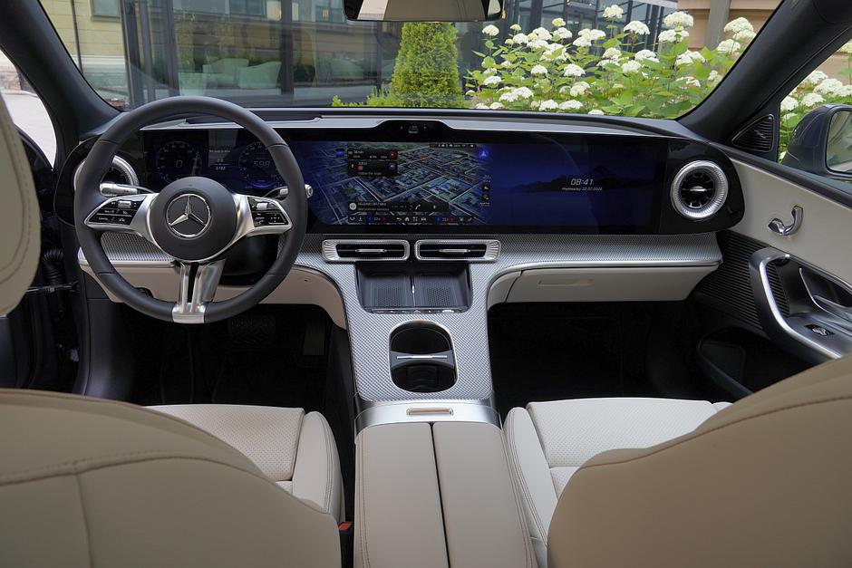 mercedes-benz razred C EV | Avtor: Matija Janezic
