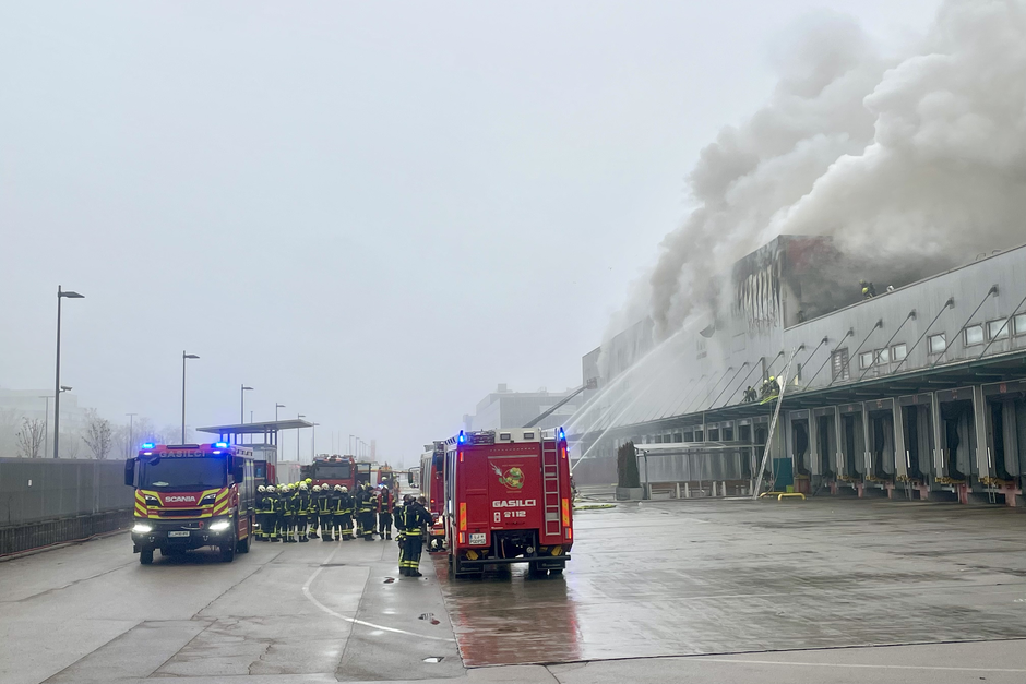 Požar skladišča Špar v BTC | Avtor: Anže Petkovšek