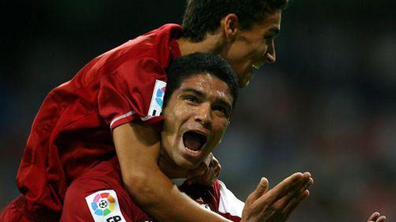 Renato je v 14. minuti zadel za vodstvo Seville.